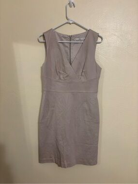 Trina Turk Size 10 Taupe V Neck Sheath Dress Stretch